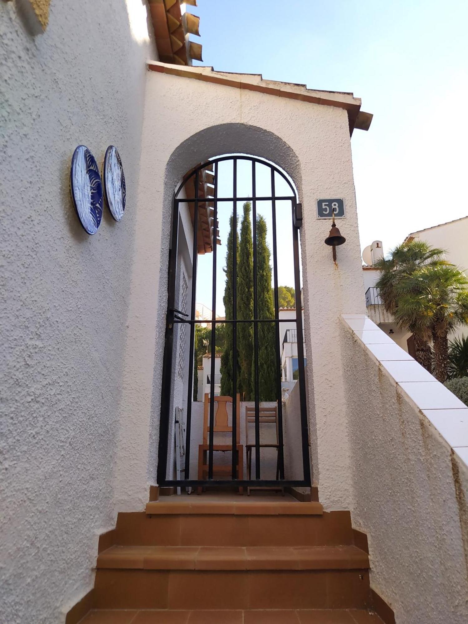 Apartamento Buganvilla Pool Muntanya la Sella Exterior photo